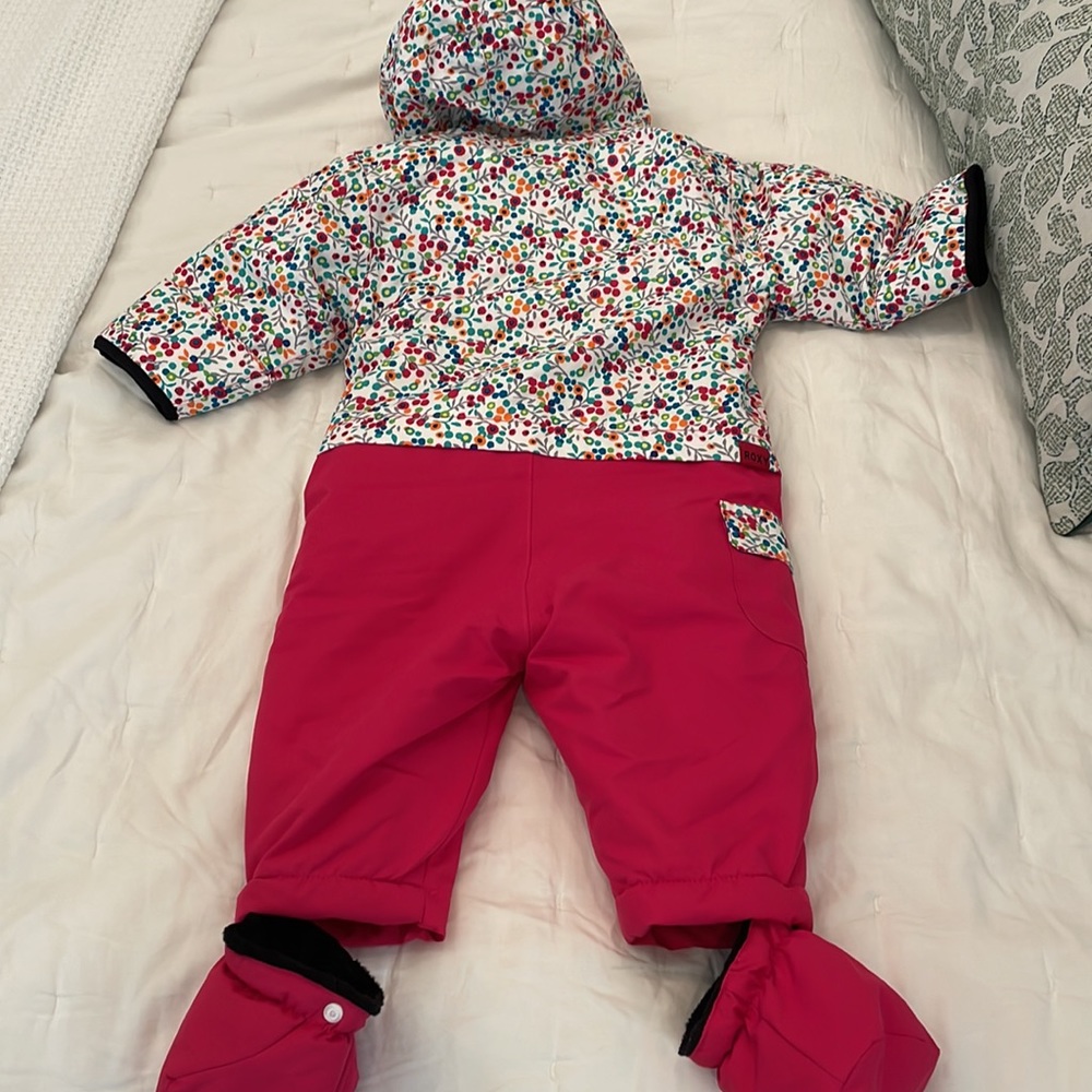 Toddler Roxy Snowsuit - Picture 4 of 4